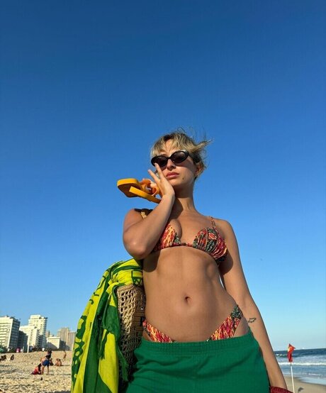 izzipoopi nice model galleries