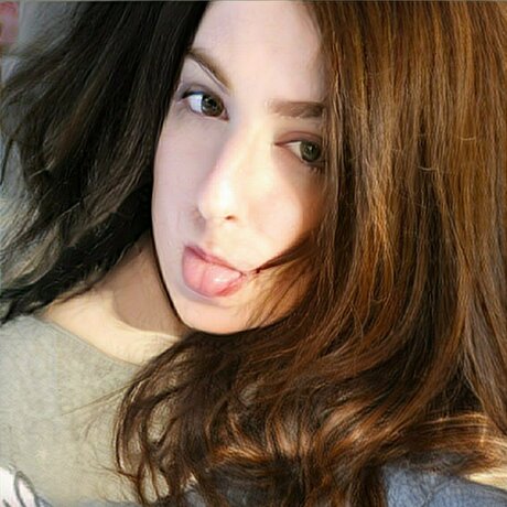 Alys free model photo