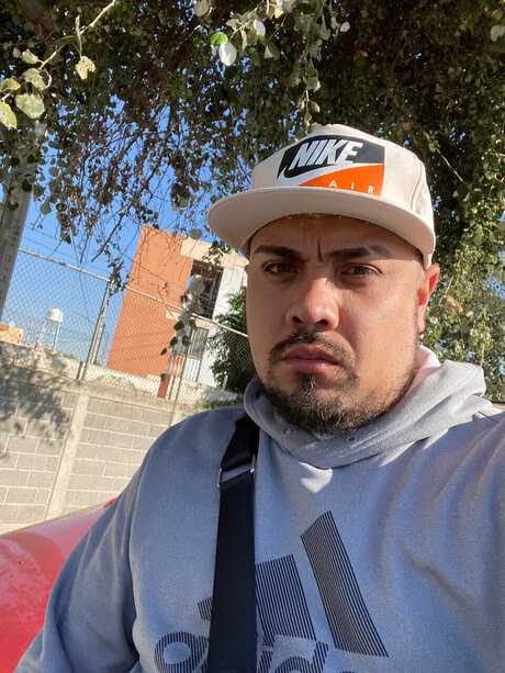 Sebasti n porn star photo