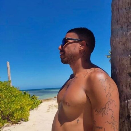 Juancho Acosta model top pictures