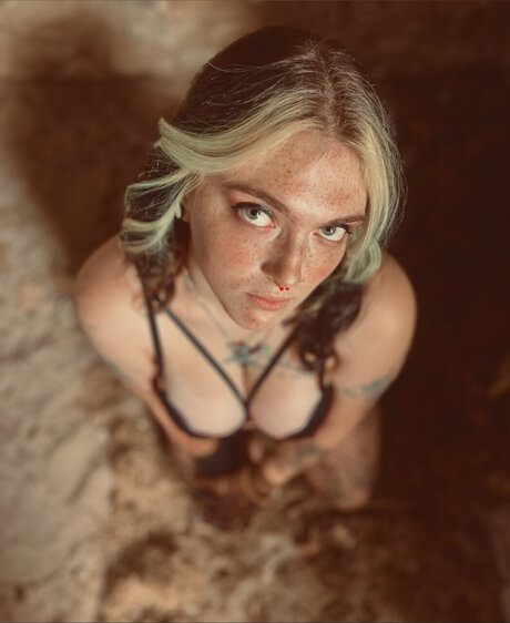 IIAMGRACIE erotic pornstar picture