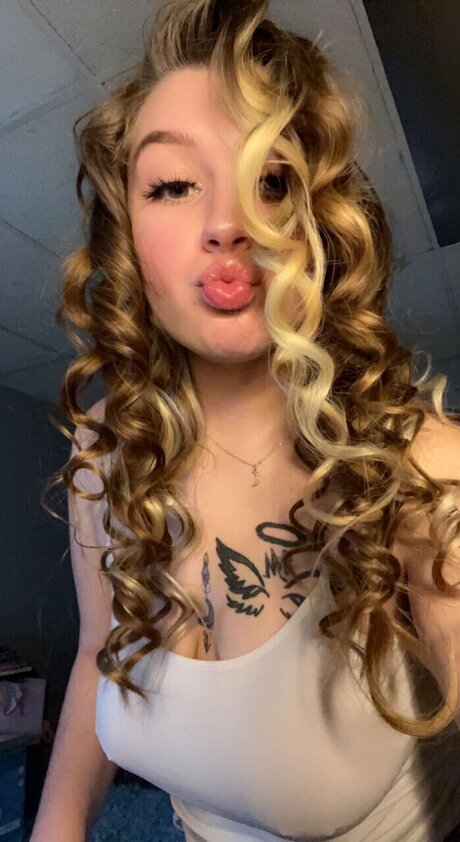 cute ass onlyfans erotic archive