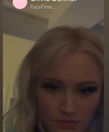 oliviaabonn erotic model photo