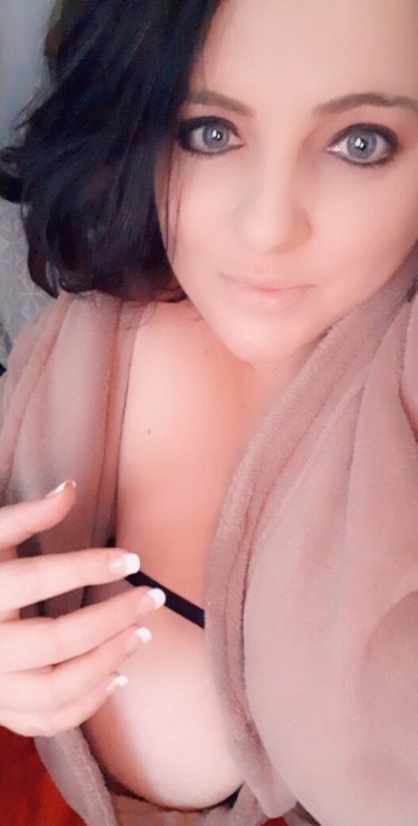 thechellykox free star photo