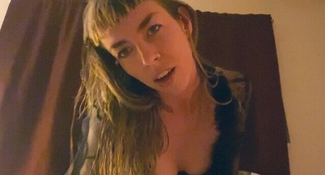 Aralia Hunt hd star pic