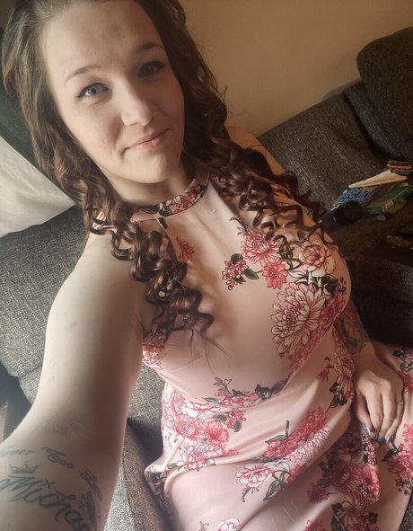 tabbybbby art star archive