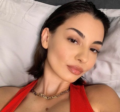 Adelaide T erotic model images