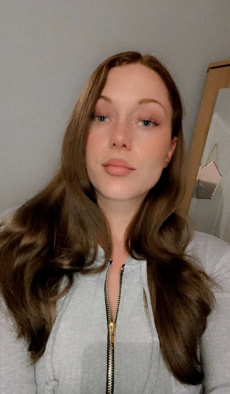 hotmommavip pretty star photos