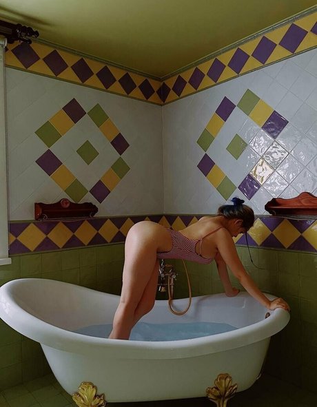 vallery sakura nude star gallery