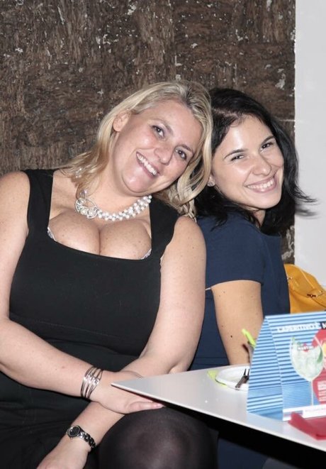 Laura Leonardi hot pornstar archive