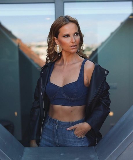 Cristina Ferreira model beautiful pictures