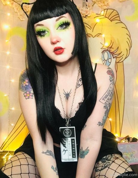 wildwylieafterhours pornstar nudes galleries