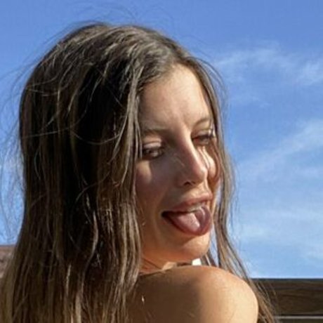 Mia Fatherless sexy actress archive