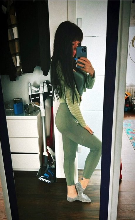 gelliii93_ pornstar beautiful pics