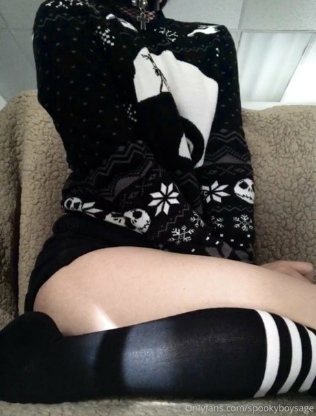 spookyboysage star top archive