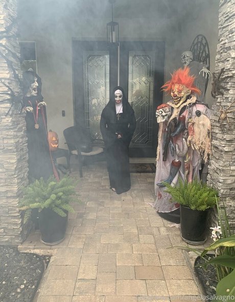 angelasalvagno pornstar nudes image