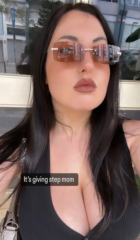 wide onlyfans erotic photo