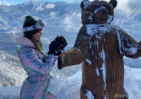 rocketkylie naked actress galleries