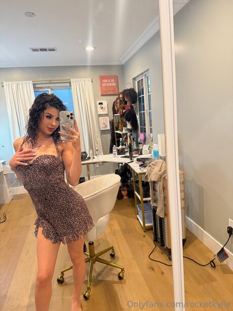 asian influencer onlyfans sexy nude img