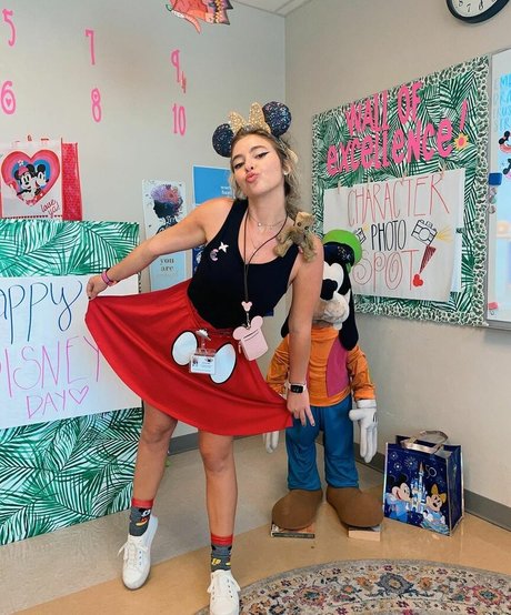 Magicallearningadventure model pornographic pic