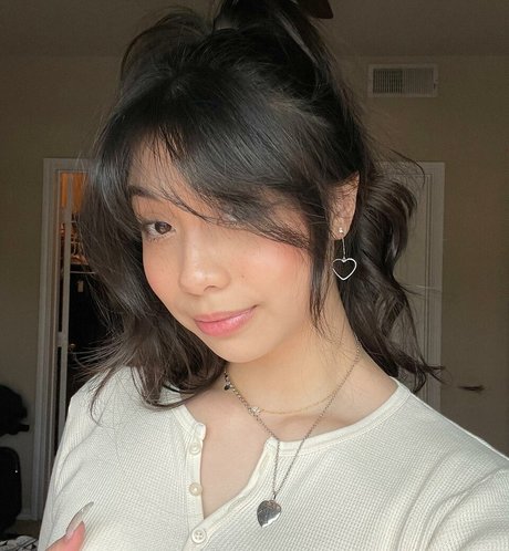 Trin Lovell pornstar nudes photo