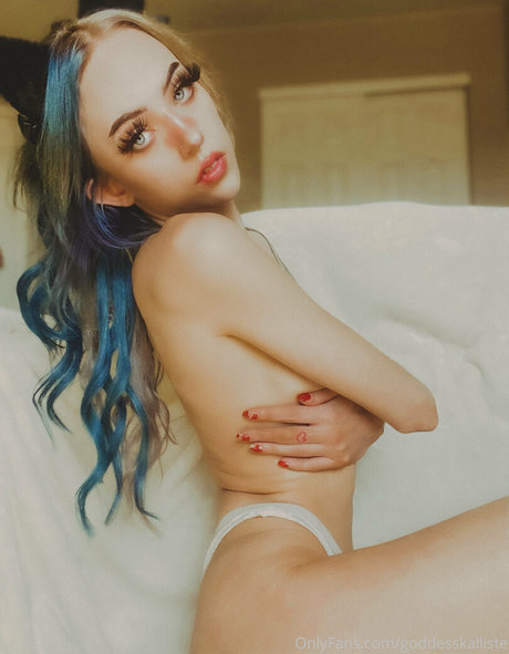 unhingedlibruh sexy model pics