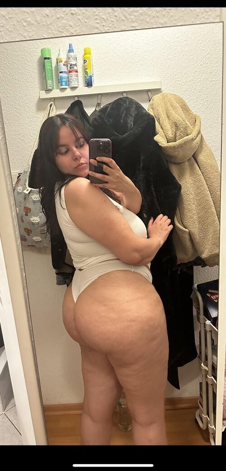 Peachyara pornstar beautiful pics