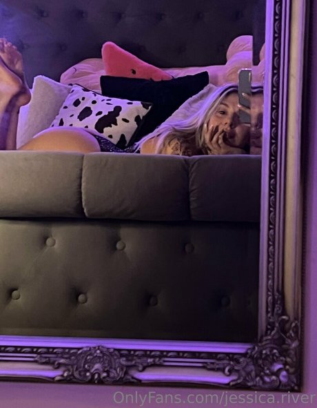 shemale fucks girl onlyfans perfect photos