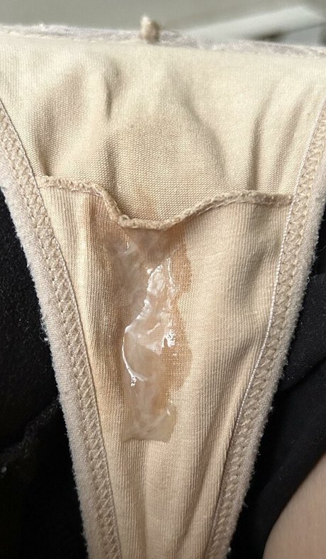 kittymekelsey model hot photo