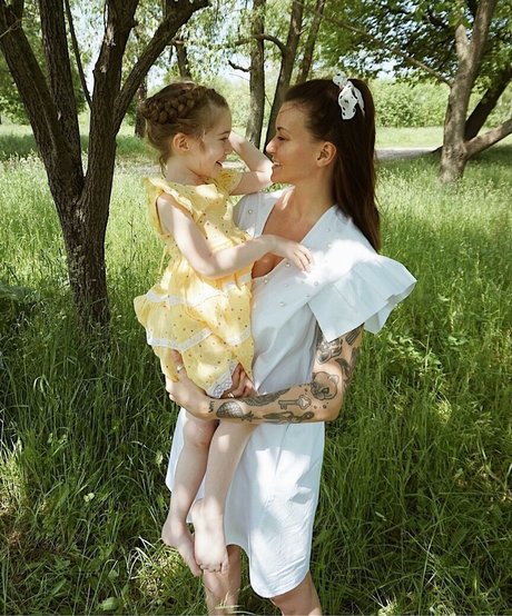 fat girls onlyfans porn pictures