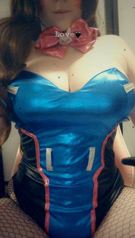 tiffa lewd star top images