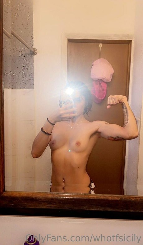 whotfsicily model adult gallery