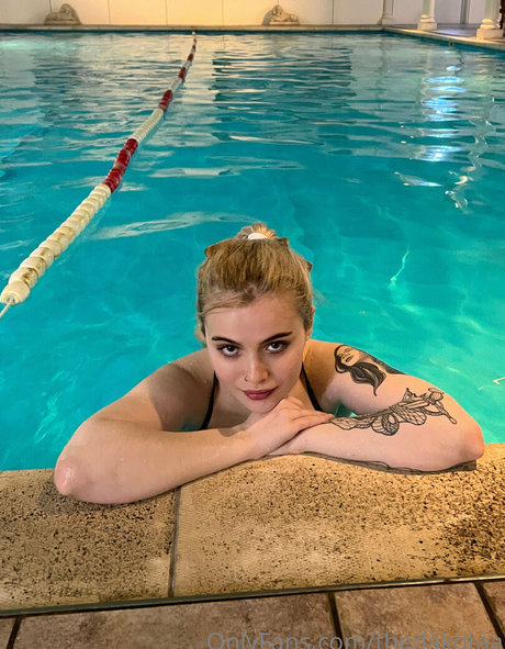 thedakotaa high quality pornstar pic