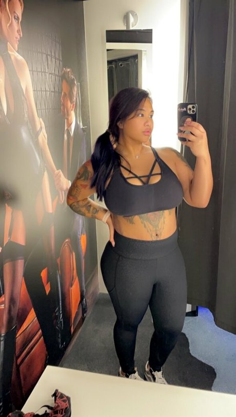 milf handjob onlyfans free nude img