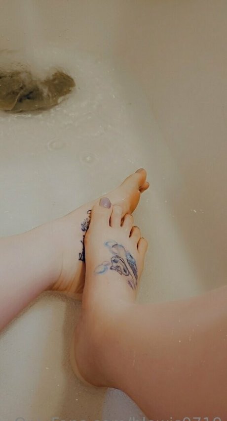 big oiled tits onlyfans adult photo