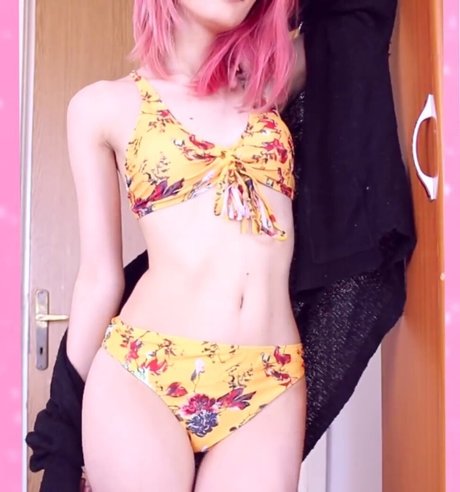 Danna Alquati hd actress gallery