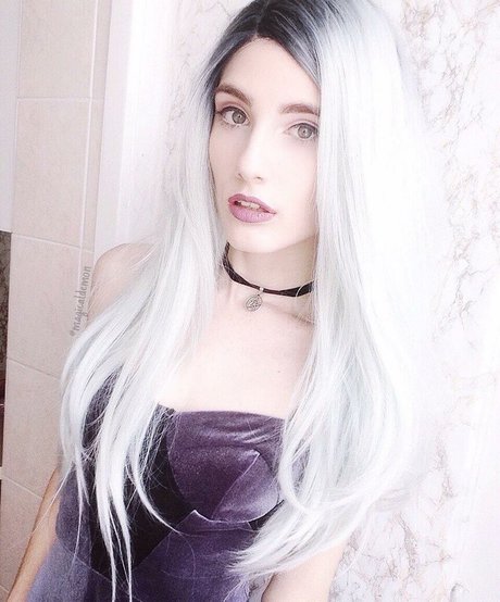 Danna Alquati naked model photo