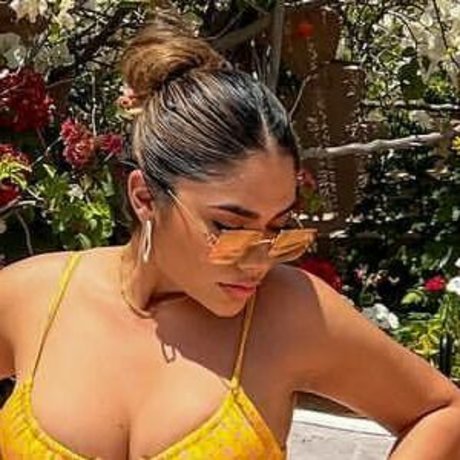 skinny milf onlyfans exclusive images