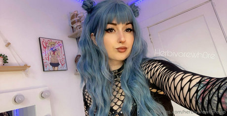 herbivorewh0revip sexy star galleries