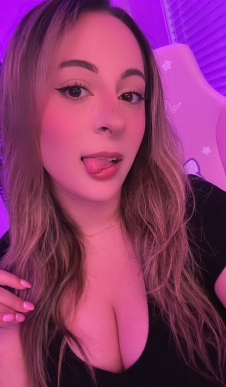 Pinkeeplays top actress image