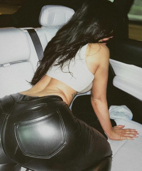 Suppasamm model exclusive galleries