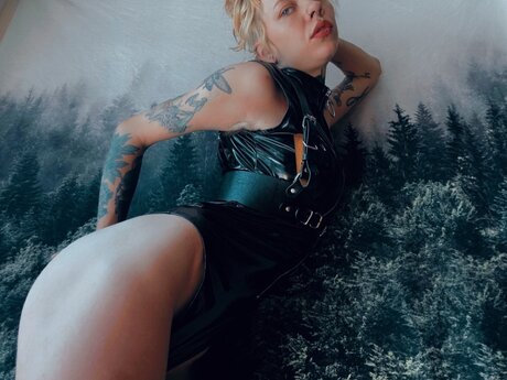 missseveee model hd img