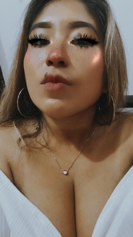 Yanilen best model pic