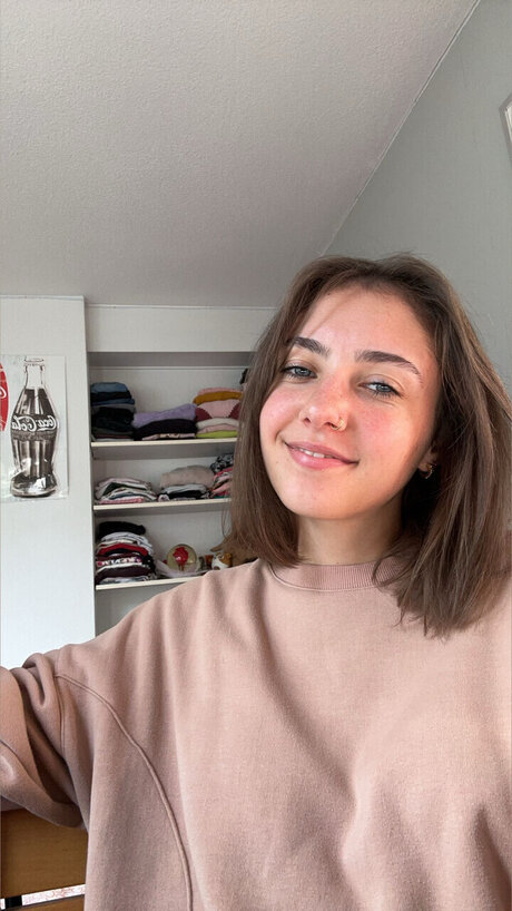 lou kasparian model adult galleries