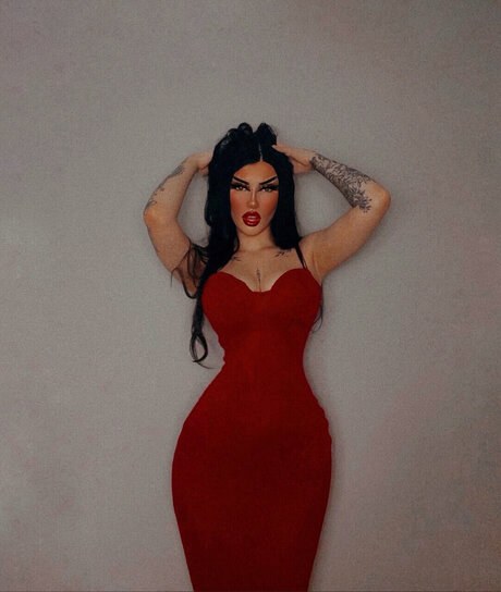 Tia Evans model exclusive photos