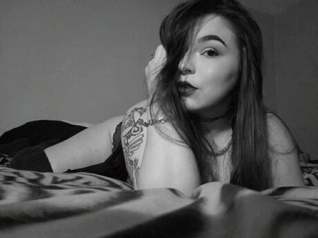 Ember Jem_ sexy pornstar pictures