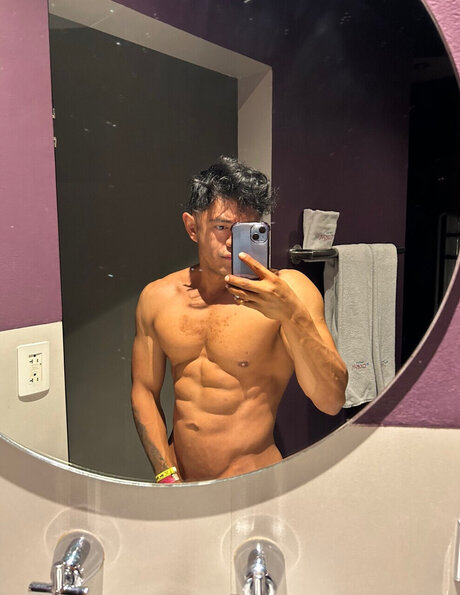 arab pussy onlyfans adult image