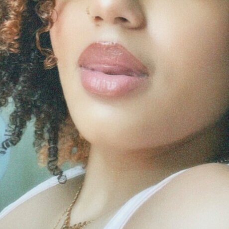 Amoura Sirena_ pornstar image