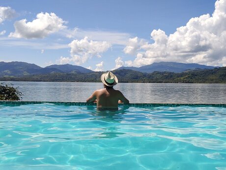 JHON ERICK sexy model pic