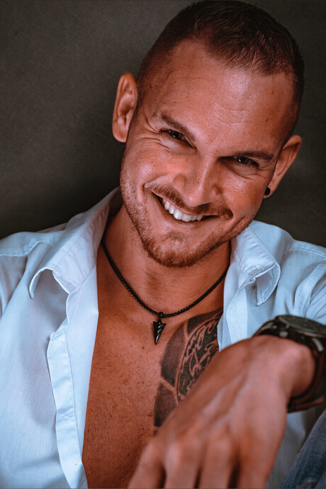 Sz cs D vid model hot images